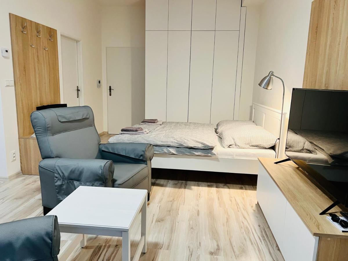 Apartman Liptov Np9 Liptovský Mikuláš Extérieur photo