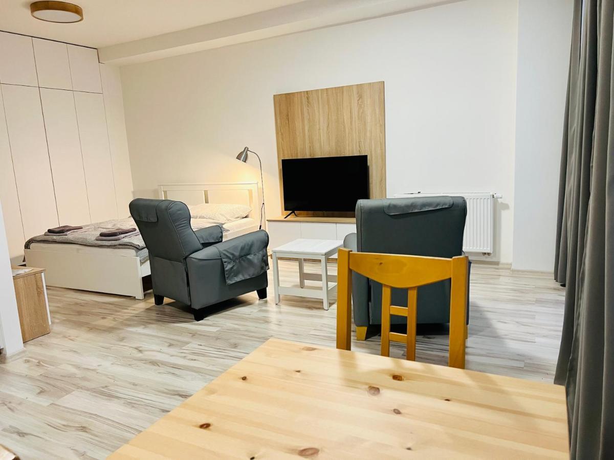 Apartman Liptov Np9 Liptovský Mikuláš Extérieur photo
