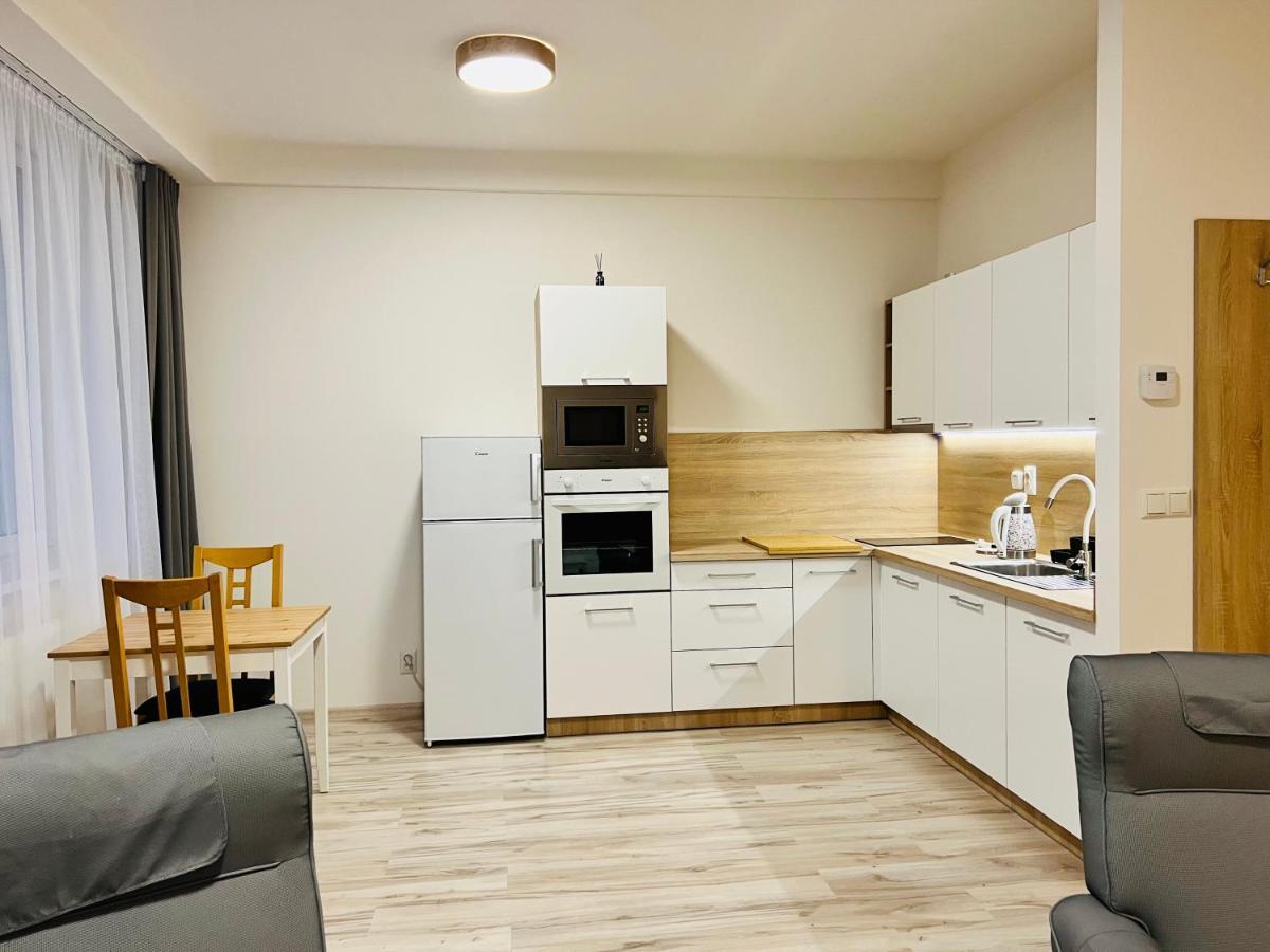 Apartman Liptov Np9 Liptovský Mikuláš Extérieur photo